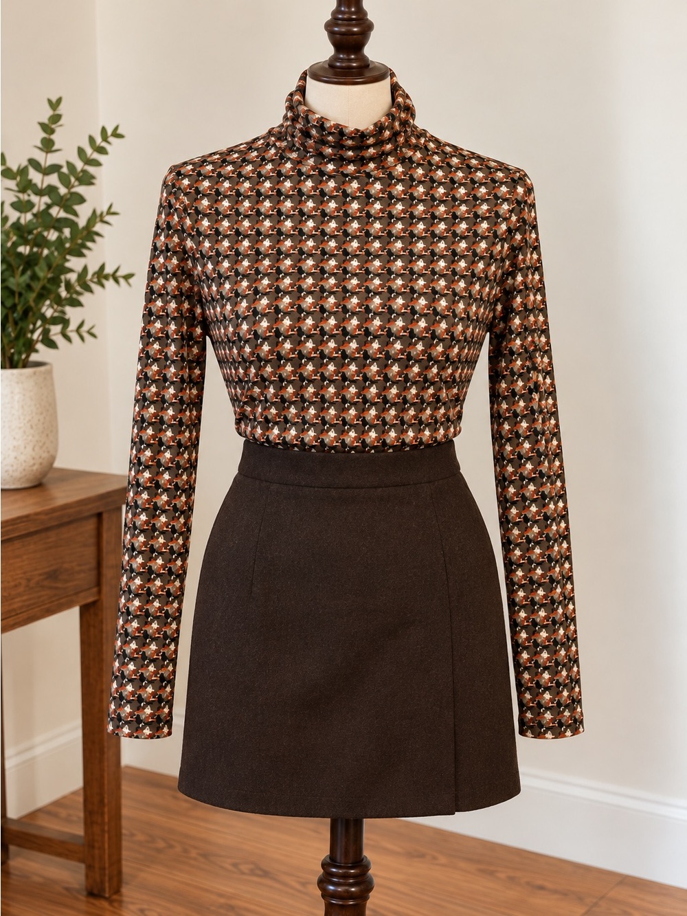 RW&CO Brown Houndstooth Mock Neck Top Large Dark Academia Office Siren